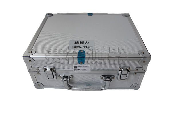 5c304dd5ebc7a.jpg 踏板力操縱力計包裝箱0.jpg